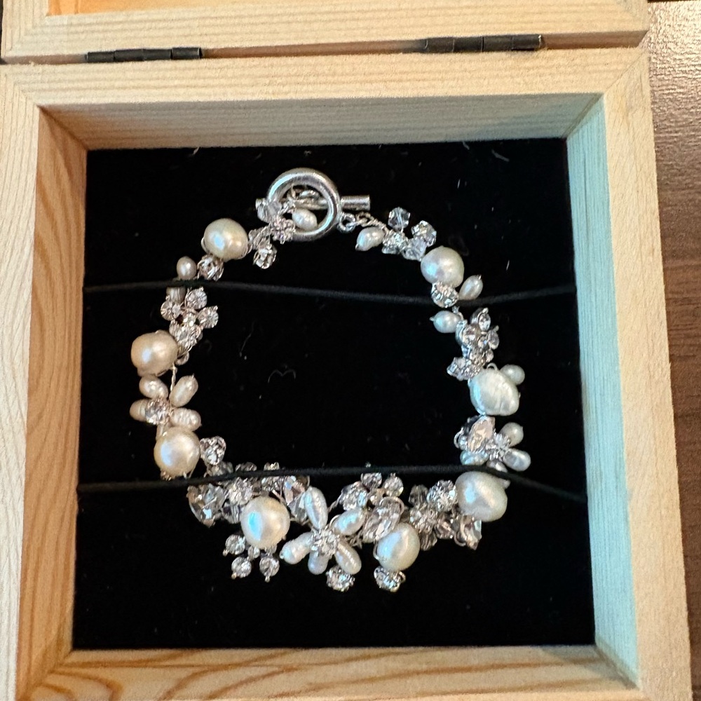 Anthropologie BHLDN Freshwater Pearl and Crystal Bracelet